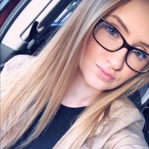 Meet your Posher, Camryn